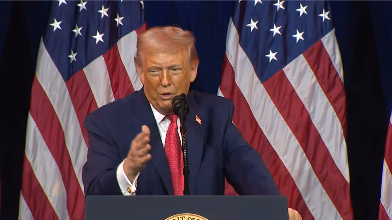 Trump insta a Cuba a alcanzar un acuerdo antes de que sea demasiado tarde