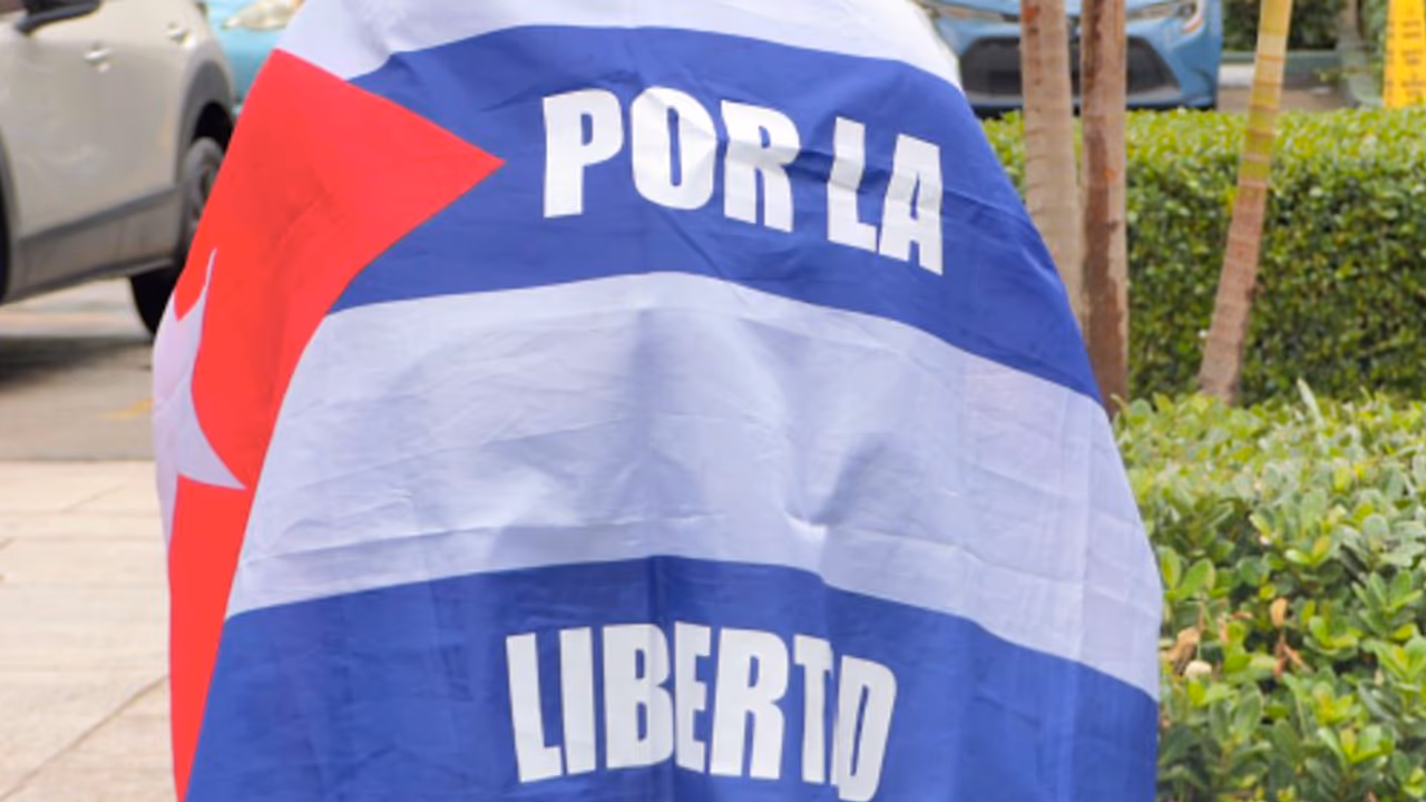 Campaña en Cuba busca amnistía para más de mil presos políticos