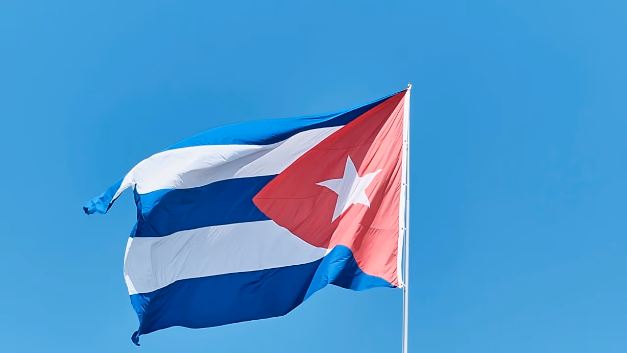 Congresistas celebran medidas de Trump contra Cuba