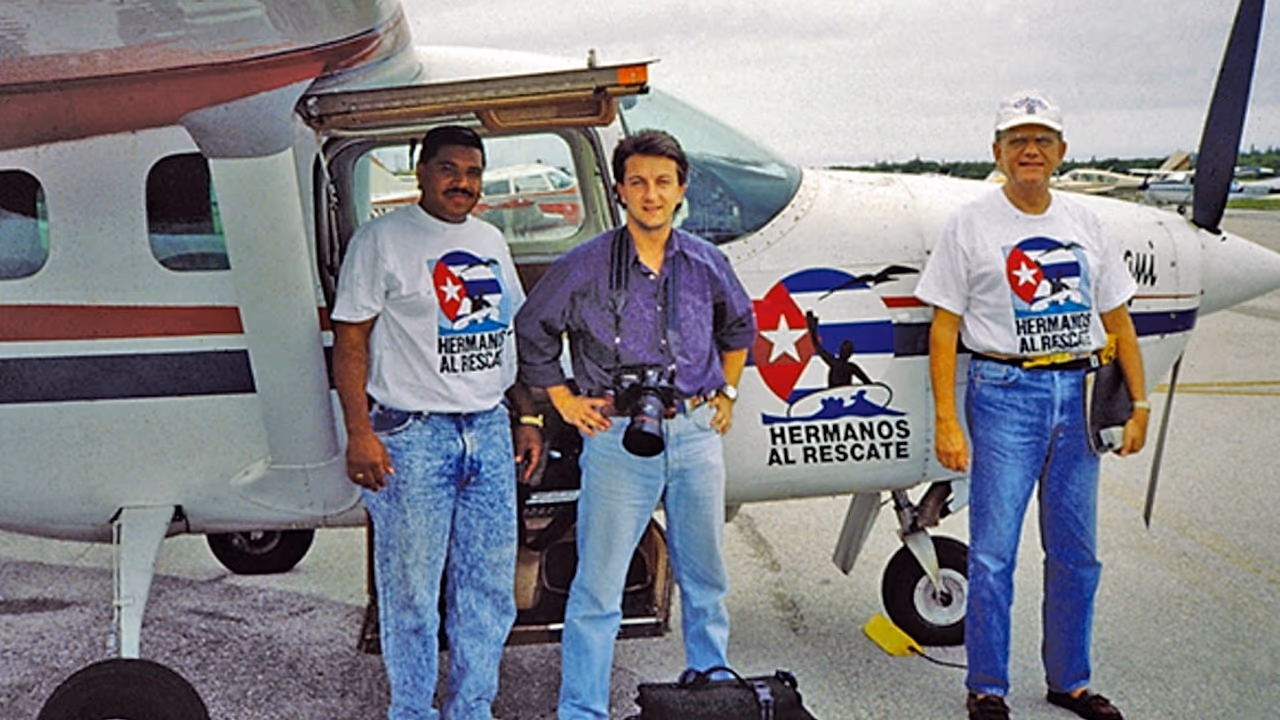 Recuerdos de un vuelo con Hermanos al Rescate