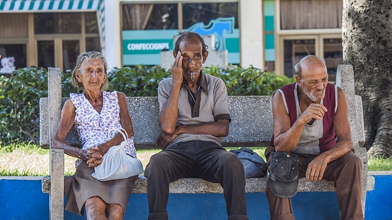 Régimen permite a MIPYMES gestionar hogares de ancianos