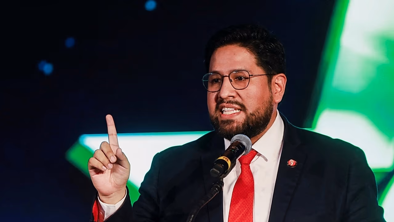Alto mando del Departamento de Guerra de EE. UU. critica a Cuba