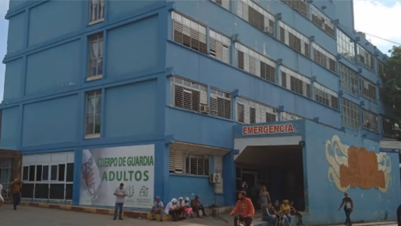 Cirujano de Ciego de Ávila recibe advertencia por denuncia