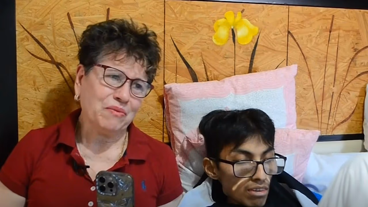 Deportados: padres de estadounidense con cáncer terminal huyen a México
