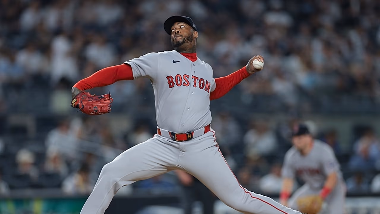 Chapman fija un récord histórico de ponches