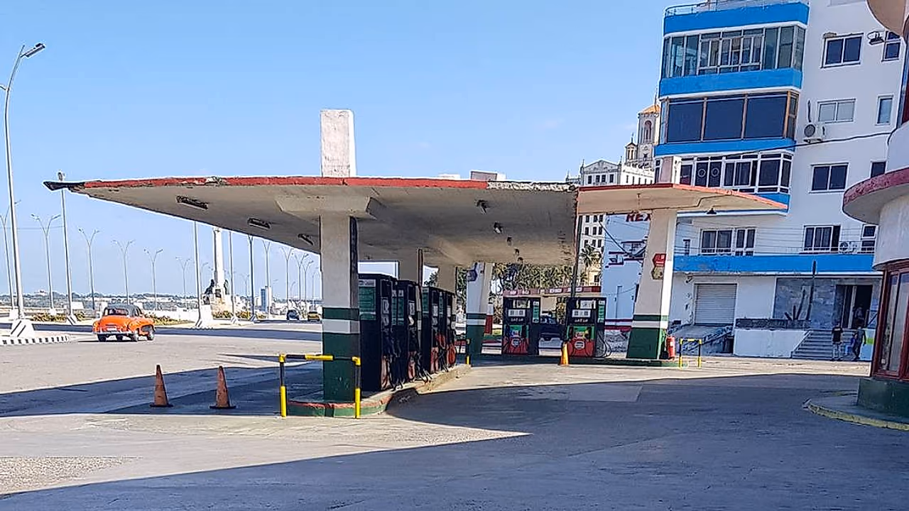 EE.UU. golpea la red opaca de combustibles en Cuba