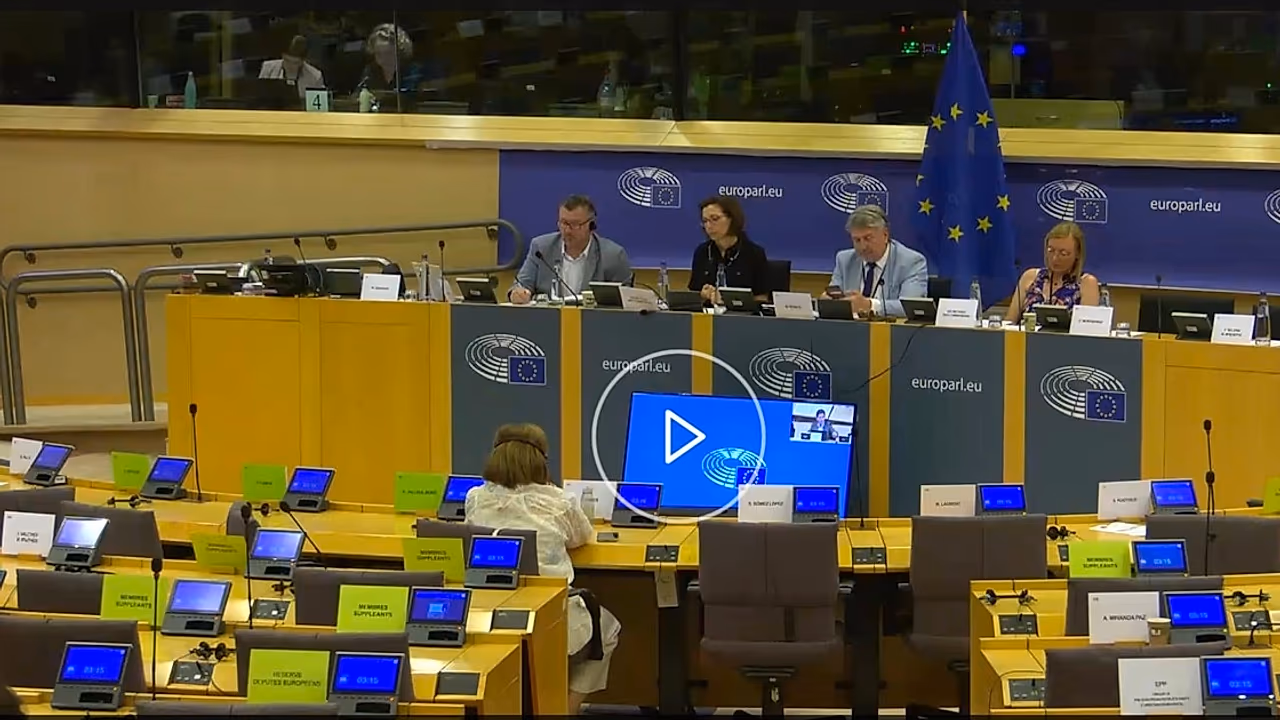 Piden a la UE romper con el pacto cubano