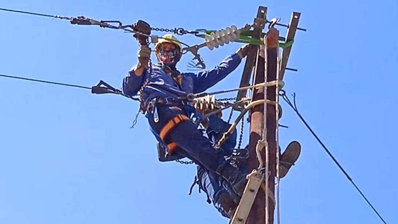 Unión Eléctrica anuncia sanciones por Calabazar